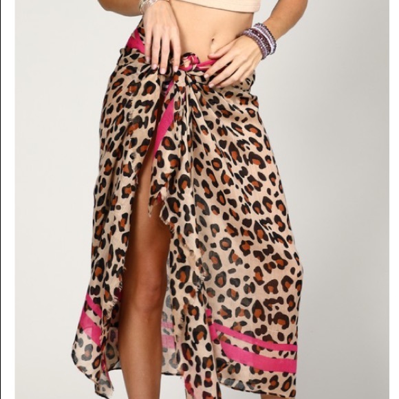 CLEARANCE! Ruggine Leopard Print Scarf | Wrap | Head Scarf NEW! - Picture 5 of 12